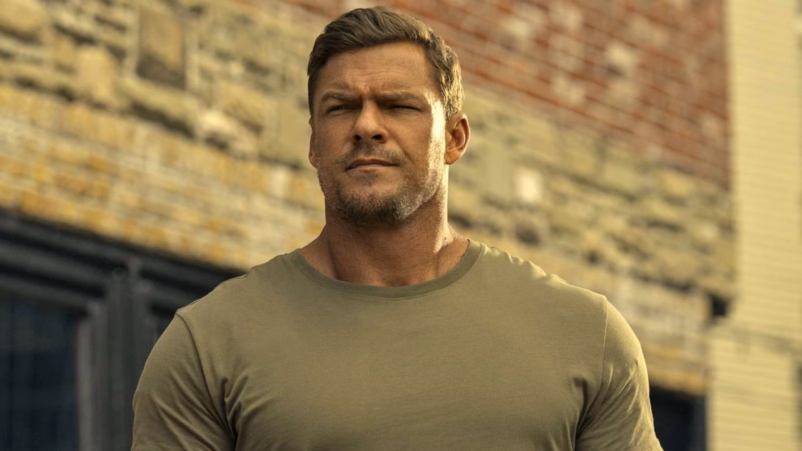 Alan Ritchson en conversaciones para protagonizar la película de Helldivers
